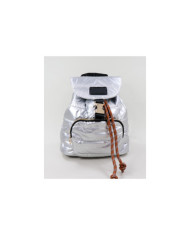 Mochila de plata cortada