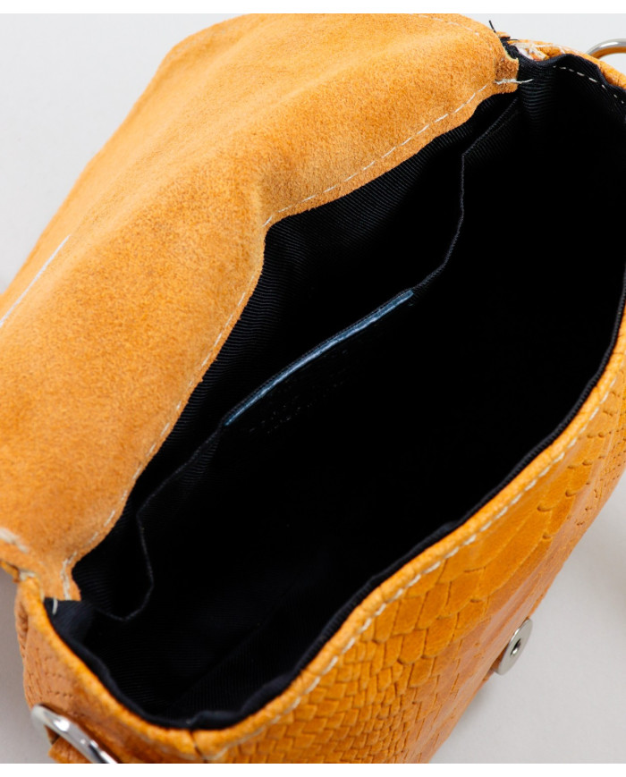 Case Camel de Senhora Tiracolo with Texture