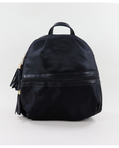 Mochila Preta de Senhora em Nylon