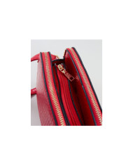 Mala Vermelha com Exterior Gravado