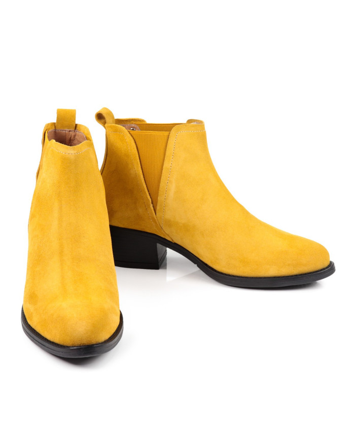 Women's Middle Heel Yellow Boots Ginova