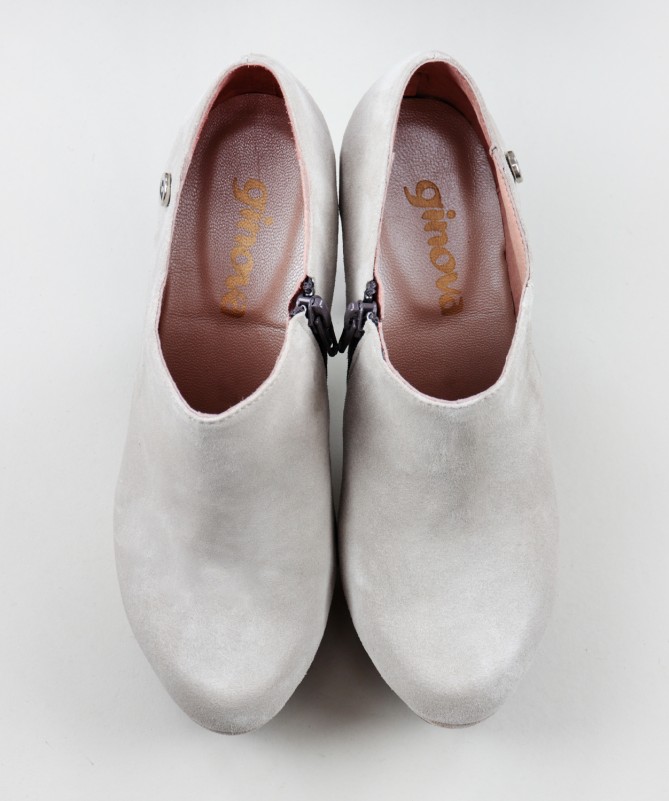 Botins Taupe de Salto Alto Ginova Elegantes