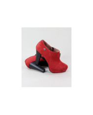 High Heel Red Buttons Ginova Elegant