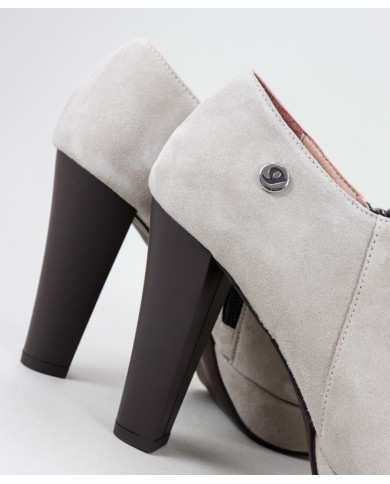 Botins Taupe de Salto Alto Ginova Elegantes
