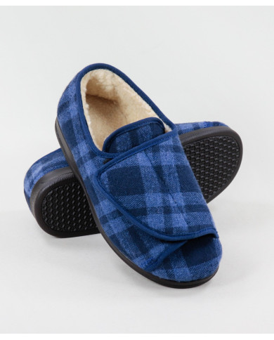 Pantufas in Blue Chess with Inner Porn