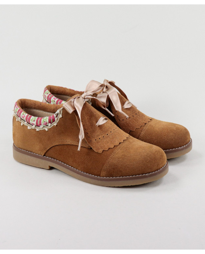 Carneira Shoes with Lace Satin Ginova