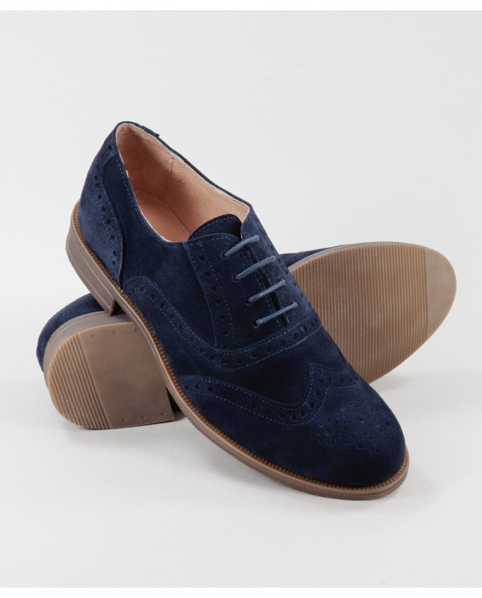 Shoes of Lady Oxford Ginova