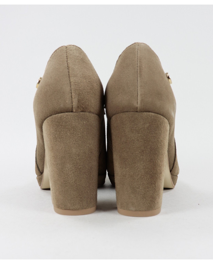 Botins de Senhora Ginova com Tacão Largo