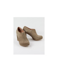 Botins de Senhora Ginova com Tacão Largo
