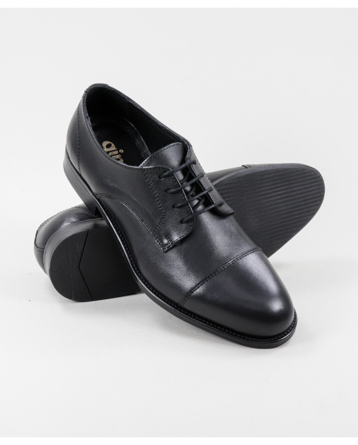 Sapatos de Homem Ginova com Atacador e Sola de Borracha