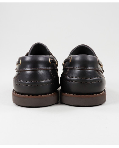 Ginova Man Candle Shoes on Skin