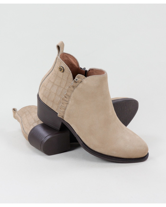 Taupe Women's Boots Ginova with Folho Franzido