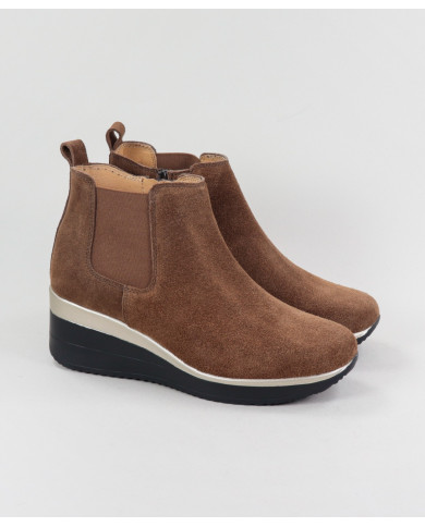 Camel de Cunha Ginova Boots with Elastic