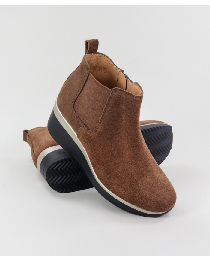 Camel de Cunha Ginova Boots with Elastic