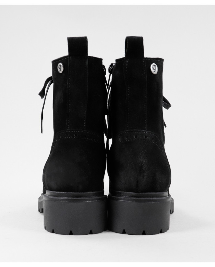 Botas Pretas Militares Ginova Femininas em Camurça