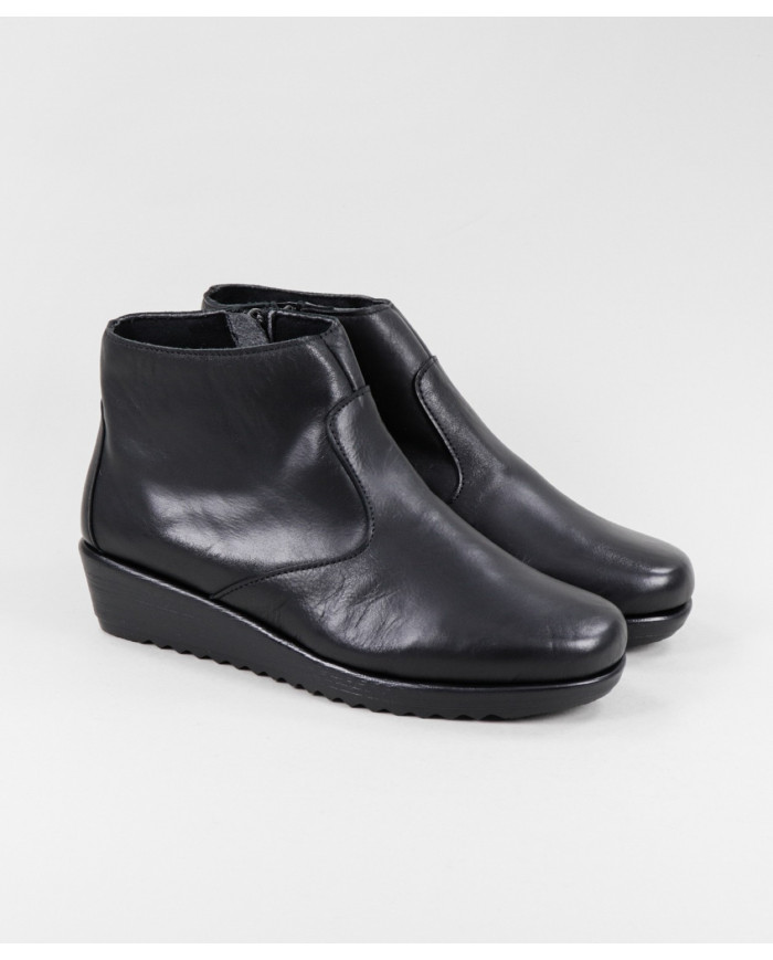 Comfortable Women's Boots with Fecho Ginova
