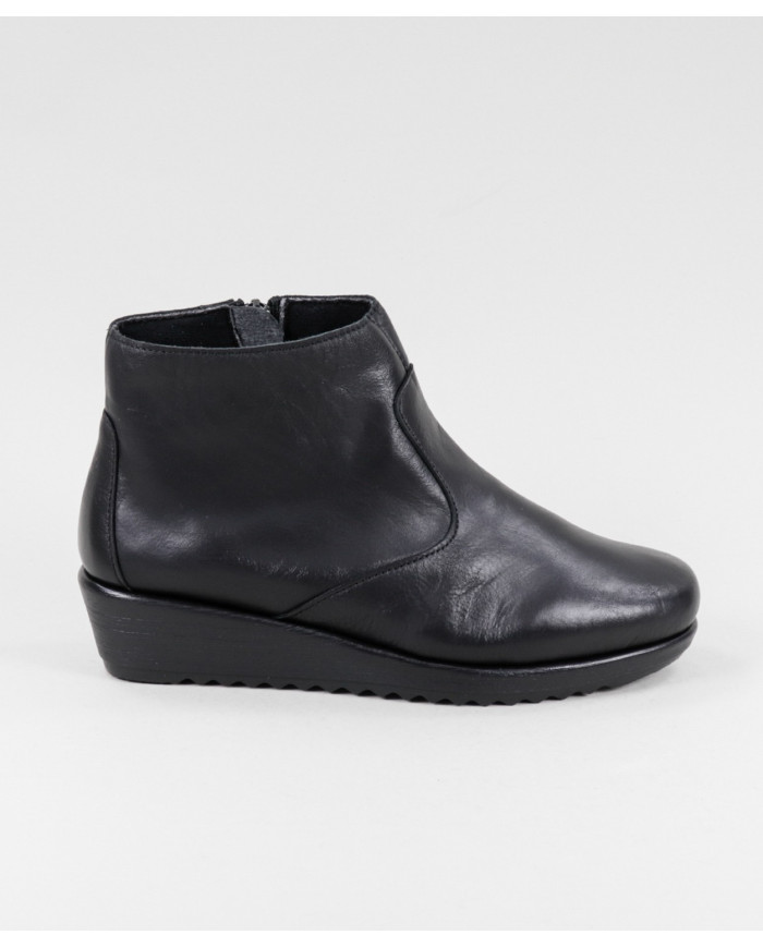 Comfortable Women's Boots with Fecho Ginova