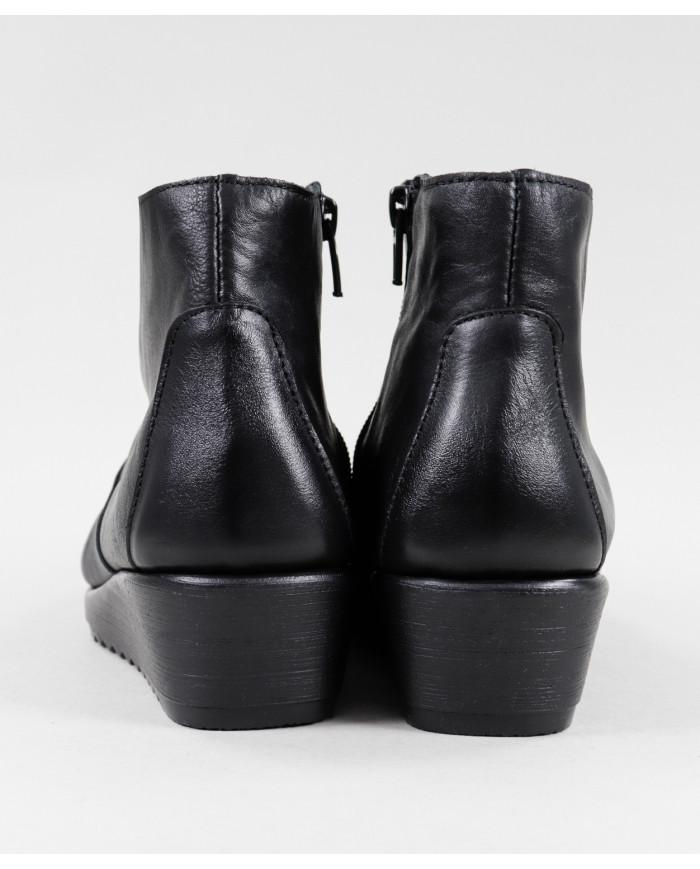 Comfortable Women's Boots with Fecho Ginova