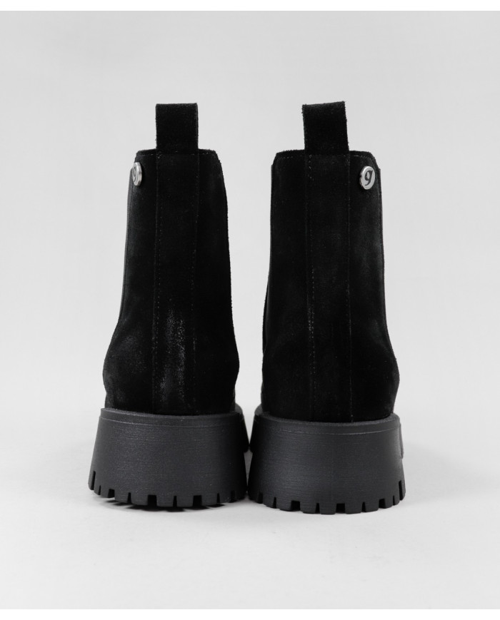 Ginova Women's Boots with Elastic