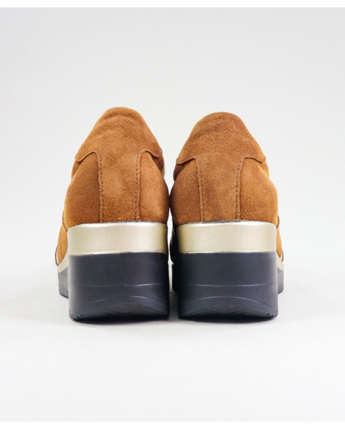 Camel Ginova shoes from Cunha Wholesalers