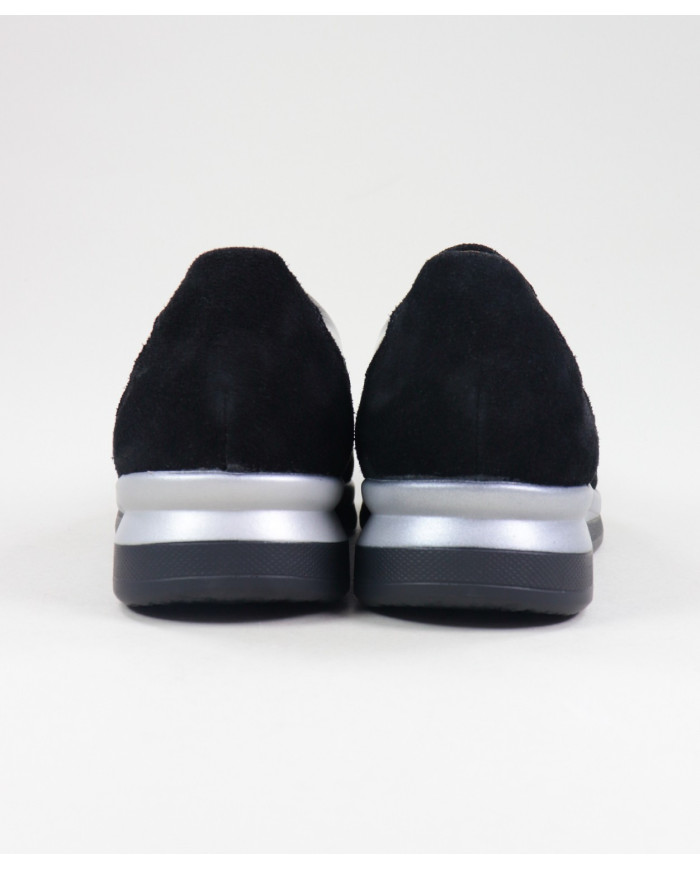 Lady Ginova Black Sneakers from Wholesalers