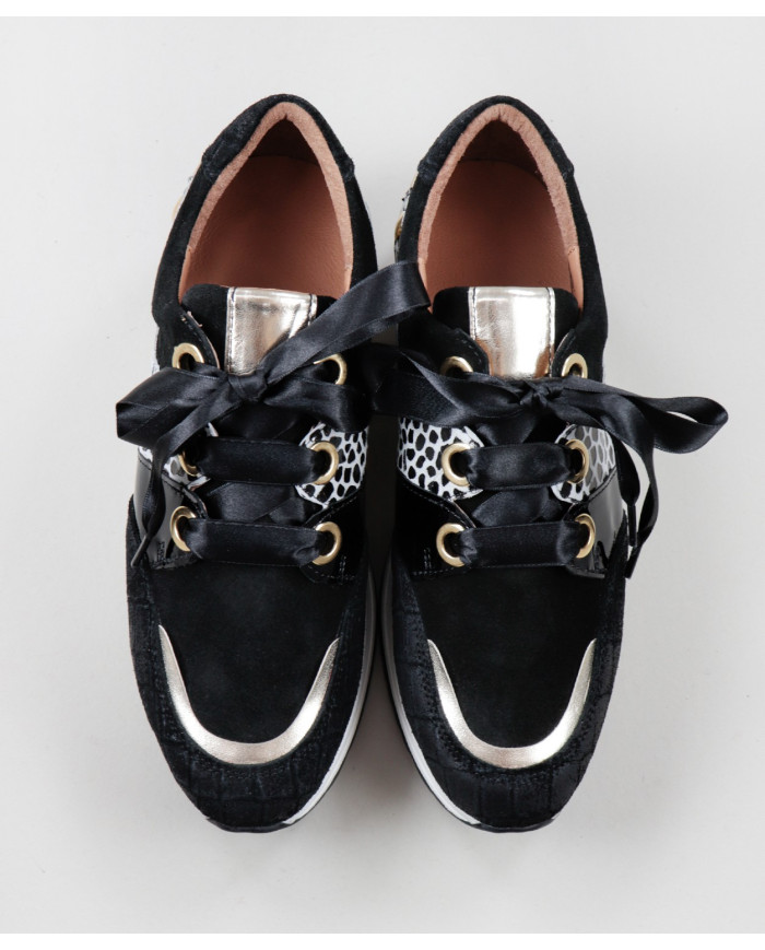 Zapatillas de mujeres Ginova con diversas texturas