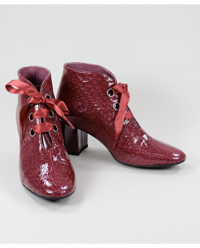 Botins Bordô de Senhora Ginova in Verniz