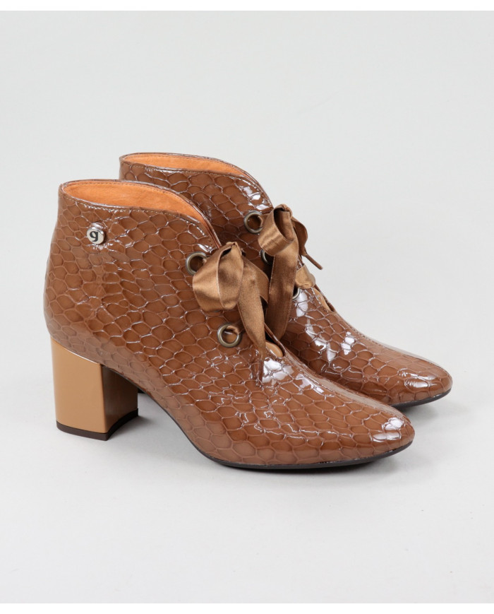 Botins de Senhora Ginova en Verniz