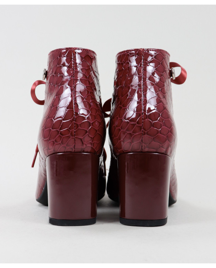Botins Bordô de Senhora Ginova in Verniz