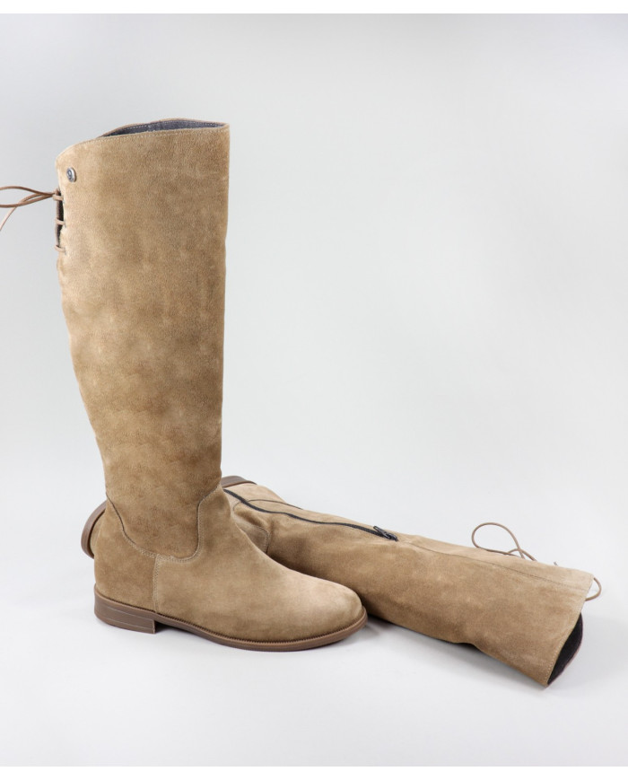 Botas Taupe de Cano Alto Ginova com Cordões Ajustáveis
