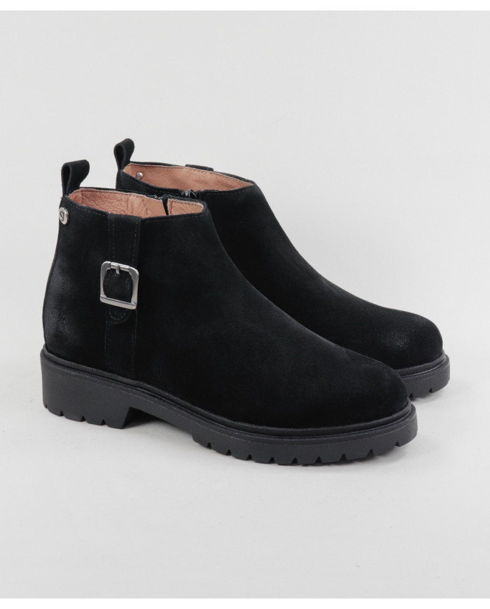 Botas Pretas de Senhora Ginova com Fecho