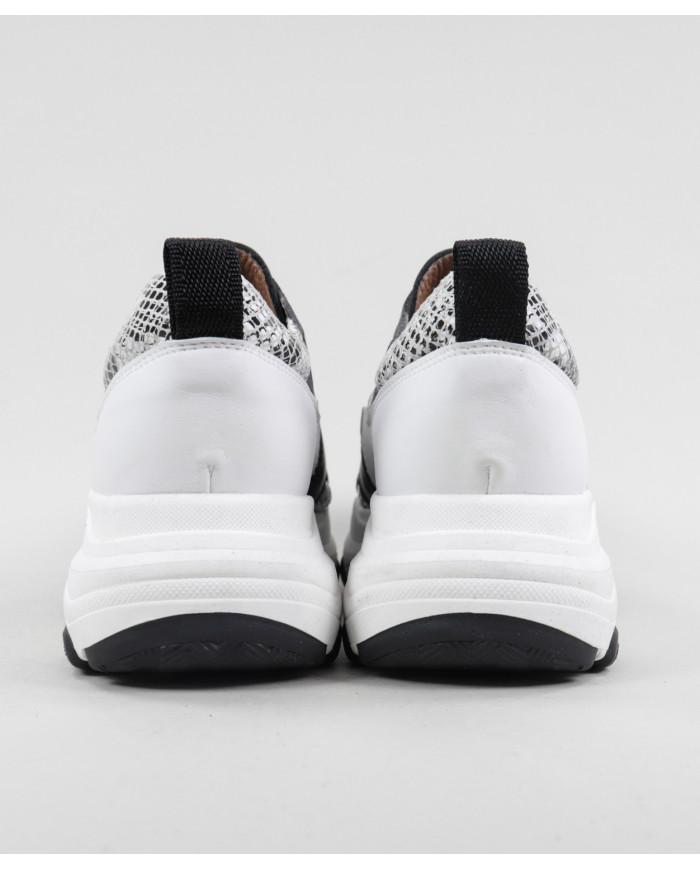 Ginova shoes with Elastic