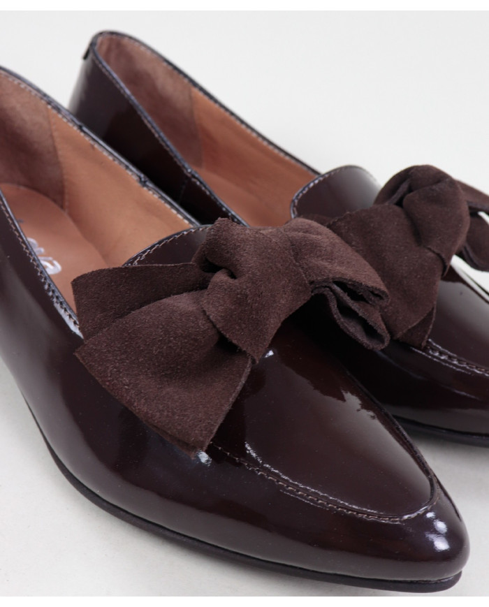 Rasos Ginova Brown Shoes Envernized with Laço