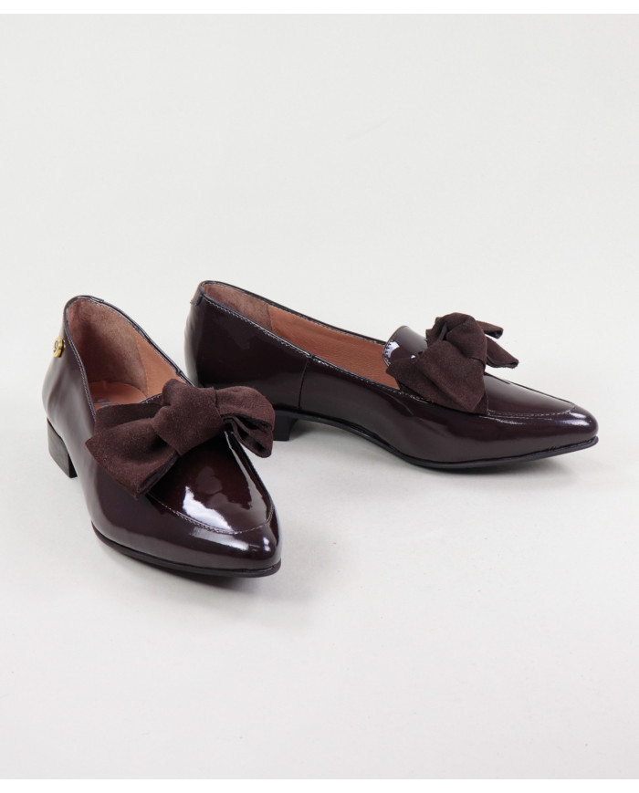 Zapatos Rasos Ginova Envernizados con Laço