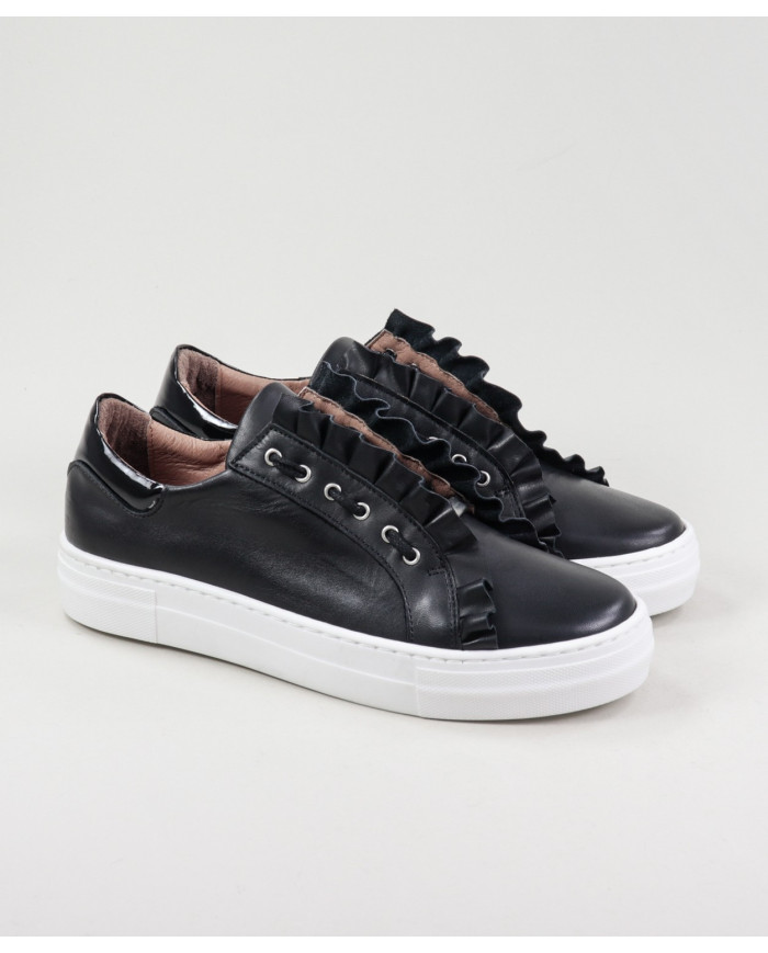 Women's Black Ginova Trainers with Folhos