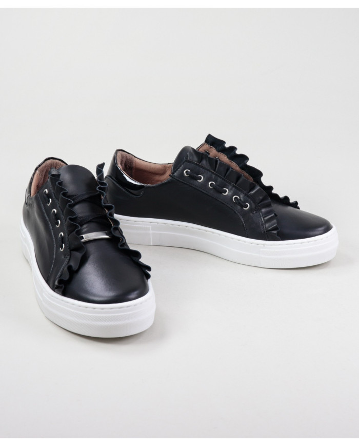 Women's Black Ginova Trainers with Folhos