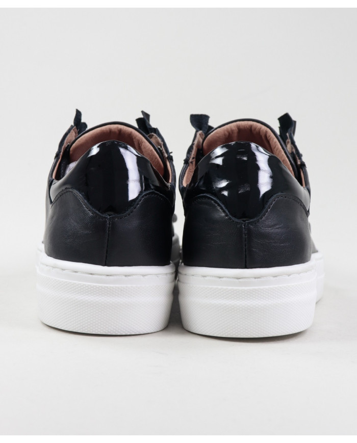 Women's Black Ginova Trainers with Folhos