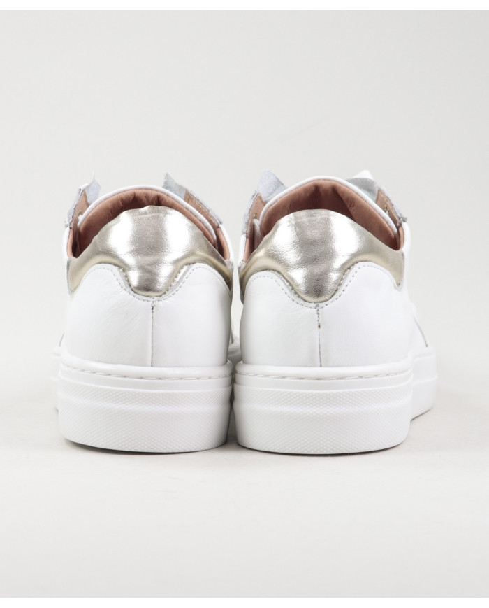 Entrenadores de mujeres Ginova con Folhos