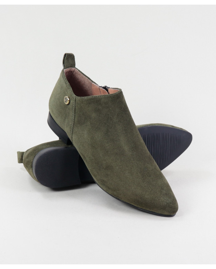 Botas Rasas Ginova Femininas com Fecho