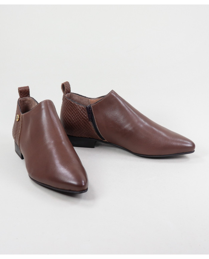 Botas Rasas Ginova Femininas em Pele