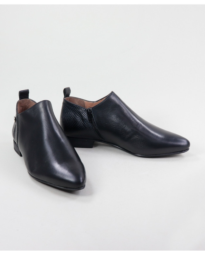 Women's Rasas Ginova Boots in Skin