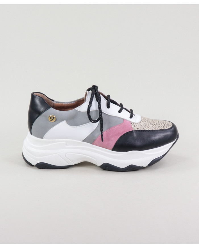 Sapatilhas Pretas Ginova de Mulher com Atacadores