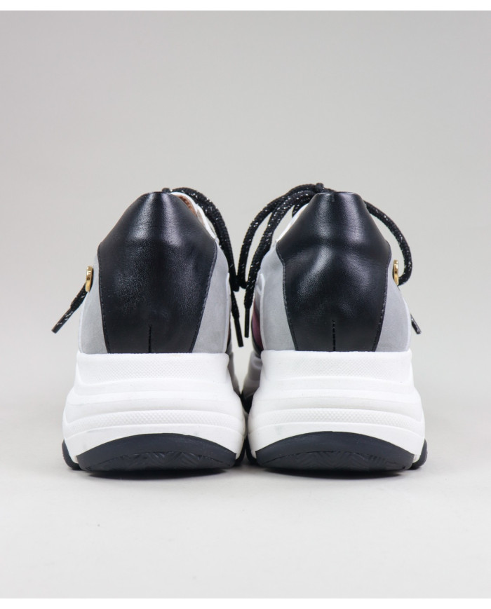 Women's Black Ginova Trainers with Wholesalers