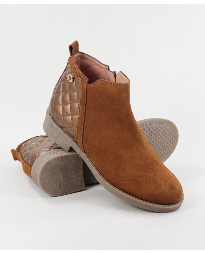 Botas Camel de Senhora Ginova com Efeito Acolchoado