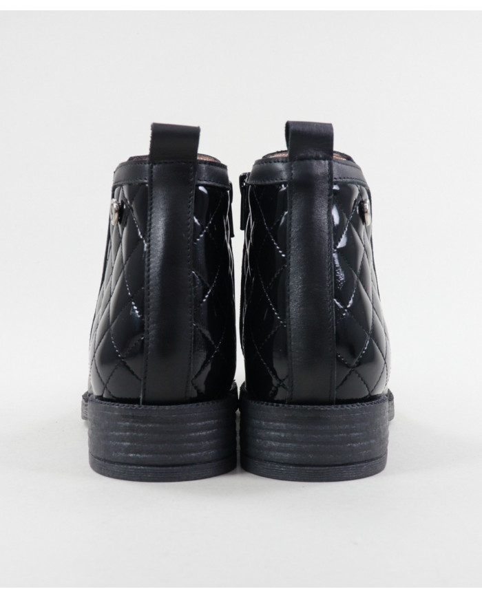 Botas de la Sra. Ginova con Efecto Quilted