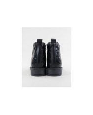 Miss Ginova's Black Boots with Effect Quilted