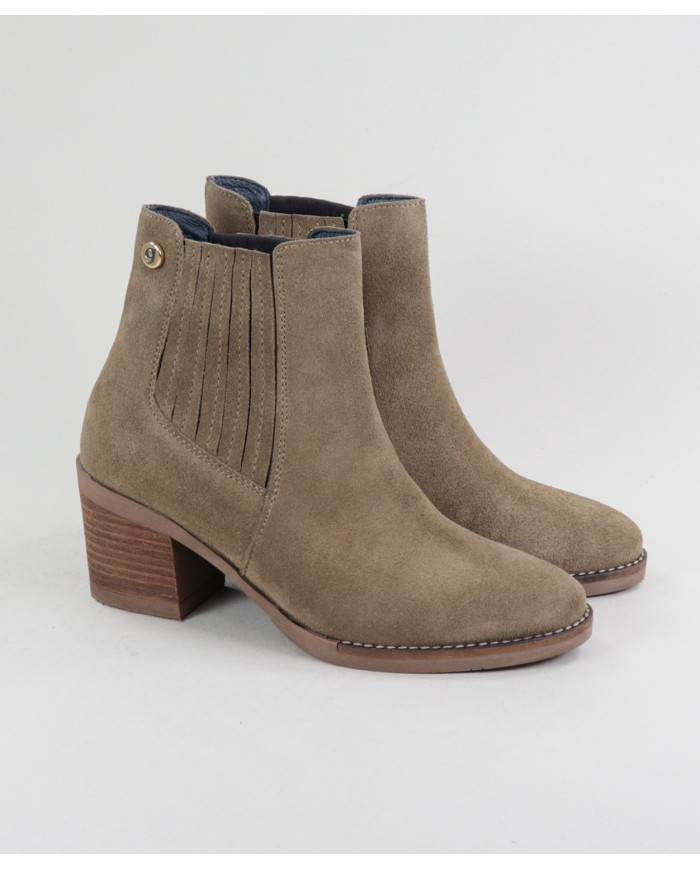 Botas Texana de tacón medio Ginova