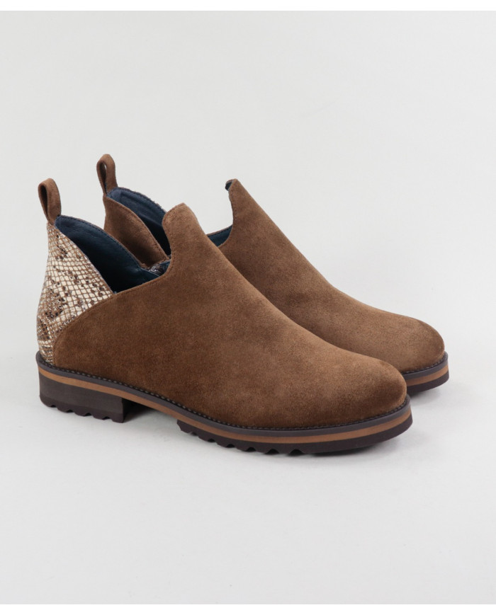 Botins Camel Rasos Ginova com Recorte