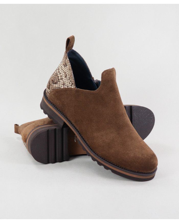 Botins Camel Rasos Ginova com Recorte