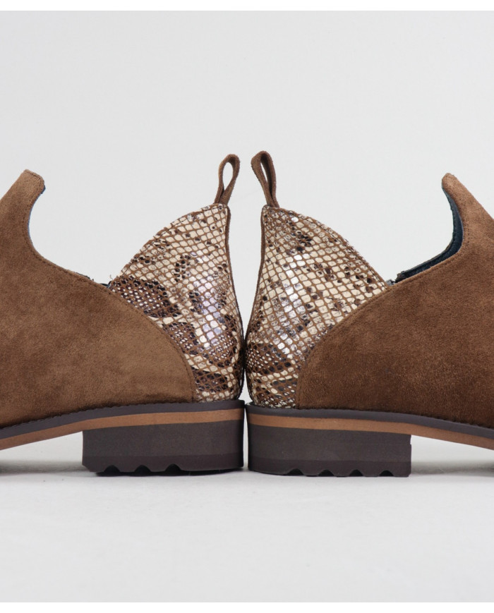 Botins Camel Rasos Ginova com Recorte